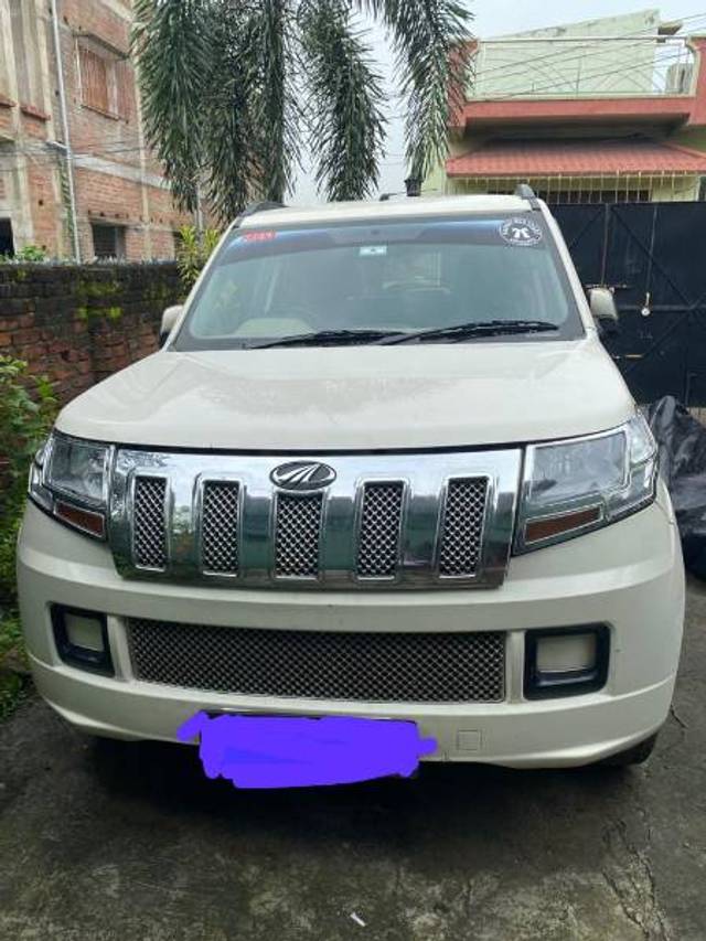 https://images10.gaadi.com/usedgaadi-sellcar/UsedCar/443fdc2c-15a6-41d3-b86c-656d72b97bbb/d4534e2b-7e96-4c17-a739-214ee35123fe.jpg?imwidth=6400