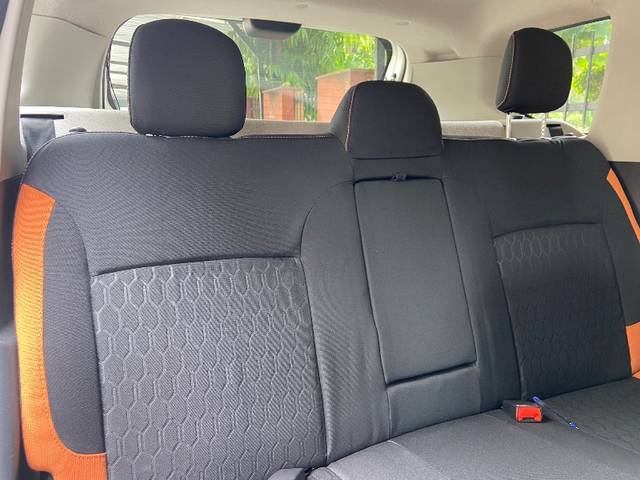 https://images10.gaadi.com/usedgaadi-sellcar/UsedCar/44684f38-0fcd-42a4-ad9f-c40b84305627/e13f090e-f414-4a28-808e-a681f687889a.jpeg?imwidth=6402