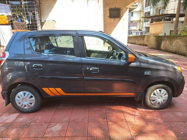 https://images10.gaadi.com/usedgaadi-sellcar/UsedCar/449e0279-1a0f-468e-9e8b-852f30e182aa/7073f4f7-d1dd-4abb-a3c5-50b383bcc64f.jpg?imwidth=6401