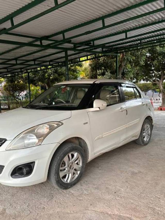 https://images10.gaadi.com/usedgaadi-sellcar/UsedCar/44ada960-4d3b-46b0-ab78-bd8ae6244fa1/922c8b26-19c1-4192-88b5-a093cf2828ee.jpg?imwidth=6400