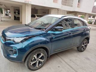 Tata Nexon EV Max 2022-2023 Tata Nexon EV XZ Plus