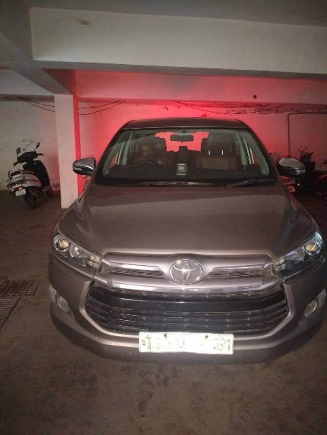 https://images10.gaadi.com/usedgaadi-sellcar/UsedCar/4522c69b-1dfc-4de0-817d-0e4eebf0ea3c/93eff676-900b-4c2b-b2d0-49821a37e4d0.jpeg?imwidth=6400