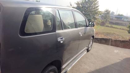 Toyota Innova 2.5 VX (Diesel) 7 Seater Toyota Innova 2.5 VX (Diesel) 7 Seater