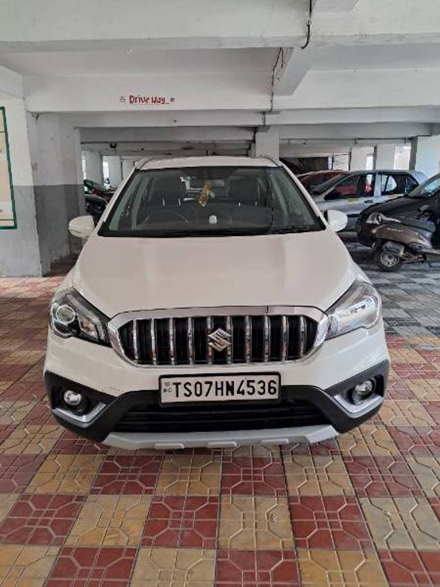 https://images10.gaadi.com/usedgaadi-sellcar/UsedCar/457c7e66-f81f-488a-a250-43e0e68f5c8a/a2246743-db53-4a05-aad4-76b8dfecf908.jpg?imwidth=6400