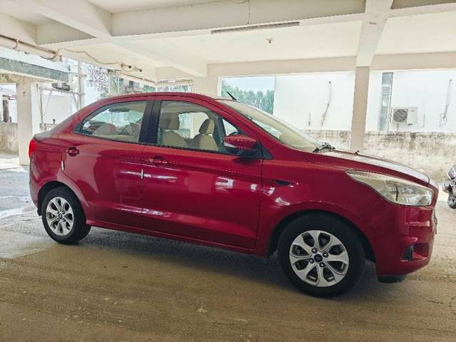 https://images10.gaadi.com/usedgaadi-sellcar/UsedCar/4599ff67-2387-403c-a231-92f1273b71a6/dc7fdaa6-9714-4a06-a0c9-a987a4007988.jpg?imwidth=6400