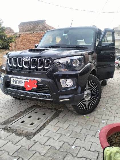 Mahindra Scorpio S11 Mahindra Scorpio S11