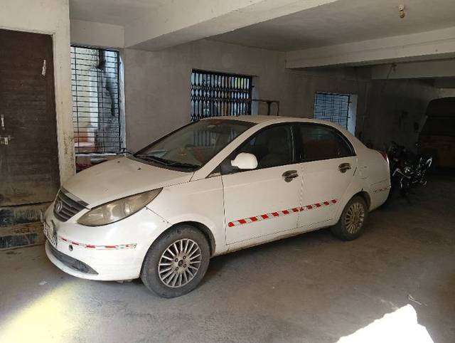 https://images10.gaadi.com/usedgaadi-sellcar/UsedCar/45e026eb-51de-447b-8ace-c49f5fd2b4ba/3d8e3948-cdb8-4799-a014-c6267ed0fbbd.jpg?imwidth=6400