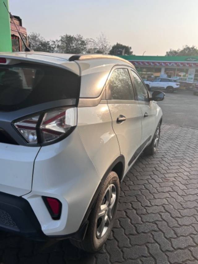 https://images10.gaadi.com/usedgaadi-sellcar/UsedCar/464d7a1e-c195-4d91-8f42-44c5a8c1eb44/6eeb7f1f-5887-4bf1-b192-5e8030cb7556.jpeg?imwidth=6402