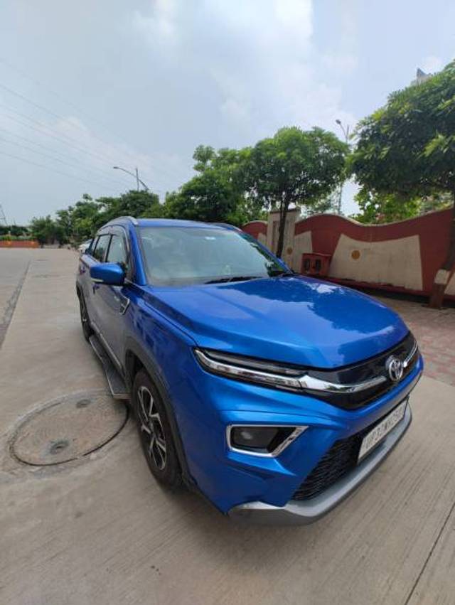 https://images10.gaadi.com/usedgaadi-sellcar/UsedCar/468b8402-4633-4d44-bb9b-21e3aa9256b8/4676a59e-c564-433d-9d65-e23c94f5fd70.jpg?imwidth=6400