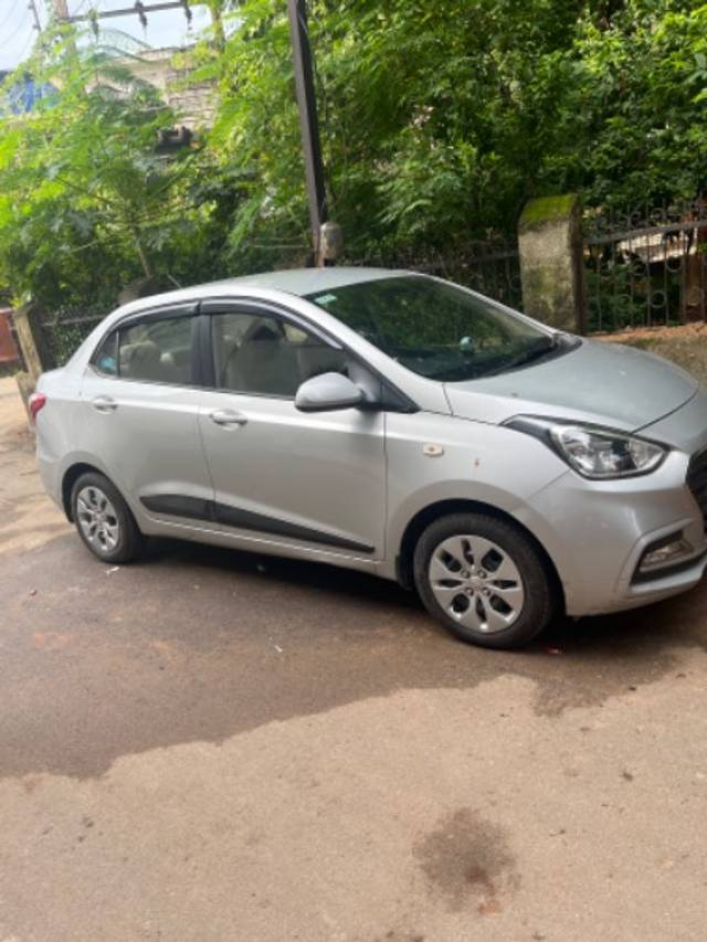 https://images10.gaadi.com/usedgaadi-sellcar/UsedCar/469af8fa-eb82-4b49-9f40-0aab65308e7f/b4e8427e-b6c3-4e7c-8d89-841461c0586f.jpg?imwidth=6400