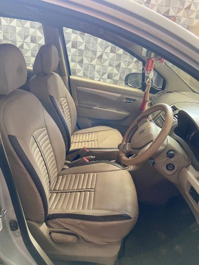 https://images10.gaadi.com/usedgaadi-sellcar/UsedCar/46ae29ce-faaa-4323-9043-6689cc2365b2/3690891f-2be4-4d29-938f-522f1cfab5b9.jpeg?imwidth=6402