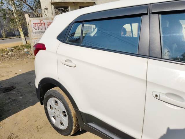 https://images10.gaadi.com/usedgaadi-sellcar/UsedCar/46b63e70-4635-48d7-96a1-005efadfc198/60d4e13d-1077-4257-8342-73e68114a500.jpg?imwidth=6401