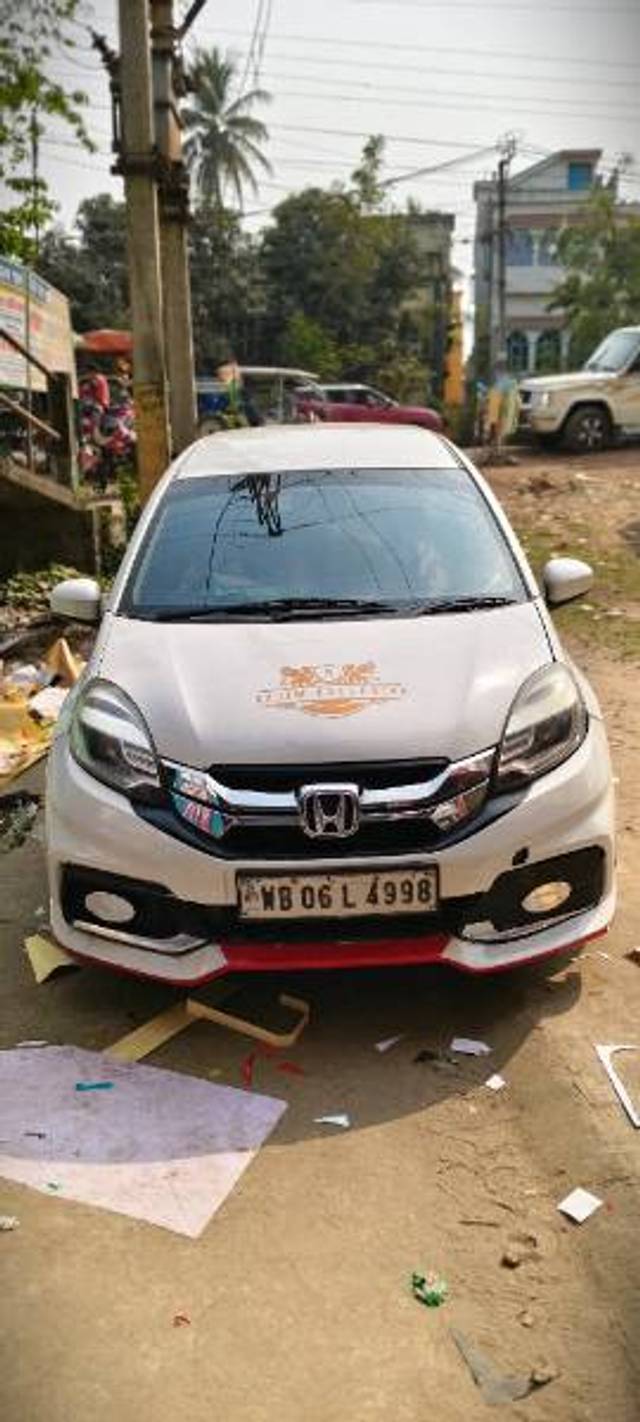 https://images10.gaadi.com/usedgaadi-sellcar/UsedCar/46c010e6-2982-4fad-878a-e56b9869a567/b781ceae-8c73-49f4-bf8b-a7fb0142dd97.jpg?imwidth=6400