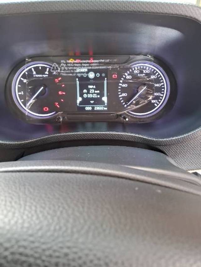 https://images10.gaadi.com/usedgaadi-sellcar/UsedCar/46d2e02f-6f82-4551-a9f7-0a18c878fdf3/94b90715-f585-4f9d-90c5-198f6d408c44.jpg?imwidth=6402