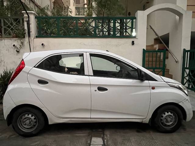 https://images10.gaadi.com/usedgaadi-sellcar/UsedCar/46d80ca2-5ba9-48ac-84fc-144d050bc4f4/f98fe518-cb59-4606-836c-6fedd83becb2.jpg?imwidth=6401