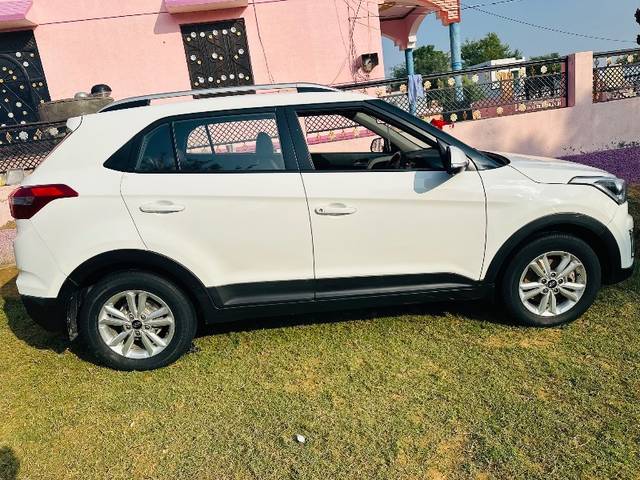 https://images10.gaadi.com/usedgaadi-sellcar/UsedCar/46f017aa-7bbf-4493-bbe2-cfe6cbd6dda6/01a6e9e3-bfd3-477b-bfa5-fca75c742bcc.jpeg?imwidth=6401