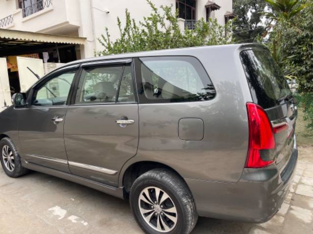 https://images10.gaadi.com/usedgaadi-sellcar/UsedCar/47360267-b9c2-40d2-b9f1-f912252a7dbf/adbd83ec-7f5f-4470-8f76-2e7ee4c6758f.jpeg?imwidth=6402