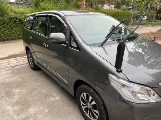 https://images10.gaadi.com/usedgaadi-sellcar/UsedCar/47360267-b9c2-40d2-b9f1-f912252a7dbf/c74e652a-2489-4384-88b3-f5da2561988a.jpeg?imwidth=6400