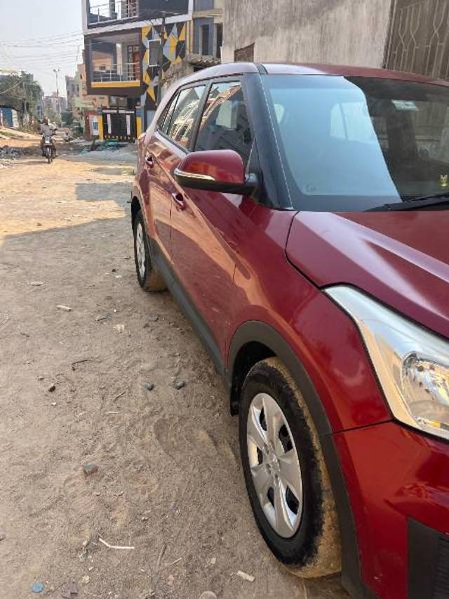 https://images10.gaadi.com/usedgaadi-sellcar/UsedCar/4754d478-7260-4279-bcb5-0af28b71063f/4ef97f3f-96d2-4d88-8c96-0bfa3e8a8941.jpg?imwidth=6400