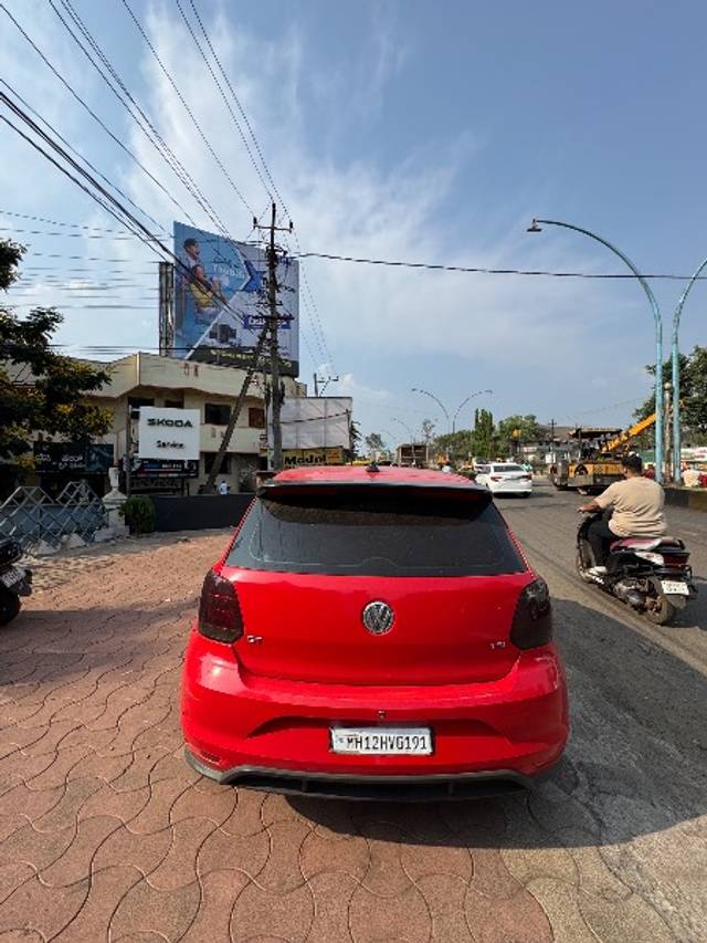 https://images10.gaadi.com/usedgaadi-sellcar/UsedCar/4755cbc6-f7c4-4594-914b-593ce0d10e92/0544c747-7581-4a1b-ac1c-b2345d61aa92.jpeg?imwidth=6402