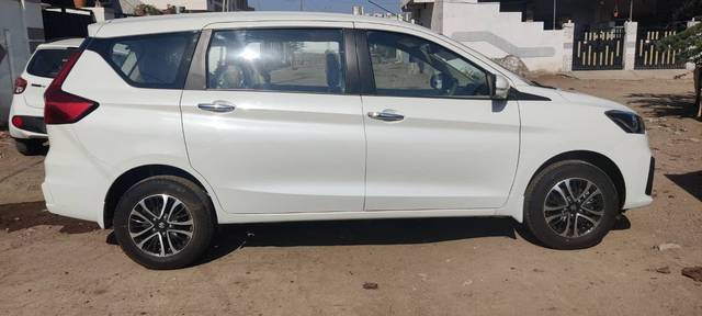 https://images10.gaadi.com/usedgaadi-sellcar/UsedCar/475c1123-bd3e-4eb8-a0f0-0b829a2a67fb/7f02ac5d-201e-497d-bb0b-607b2b4ac16d.jpg?imwidth=6400