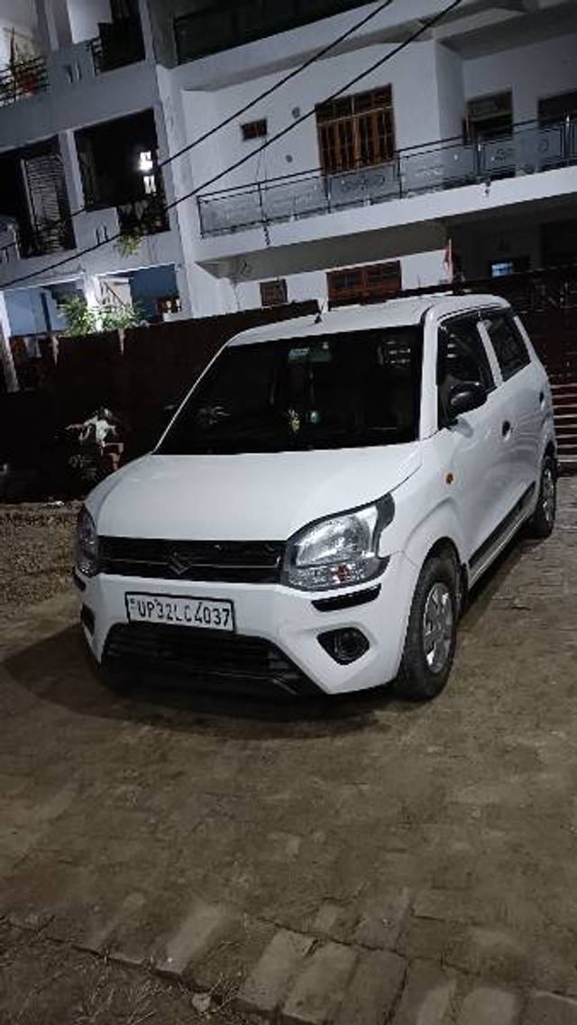 https://images10.gaadi.com/usedgaadi-sellcar/UsedCar/47b940af-f0d7-40e9-949c-a9a1b3104b8c/7a149f64-40aa-4a4c-af8a-44eb3e087027.jpg?imwidth=6400