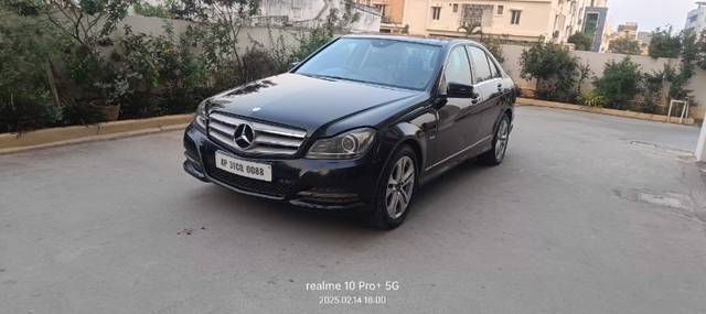 https://images10.gaadi.com/usedgaadi-sellcar/UsedCar/481990e3-7023-4570-bbda-39445ed2dad7/07f5dc0d-4647-44b7-8f6a-e3f94a601f26.jpeg?imwidth=6400