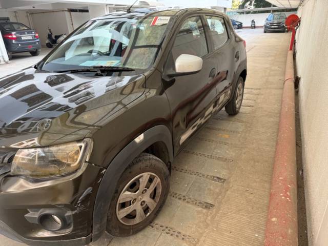 https://images10.gaadi.com/usedgaadi-sellcar/UsedCar/4832fec5-15da-43ba-a644-be06709d5452/2a72d965-b471-4cb9-a98c-3df51c87d248.jpeg?imwidth=6402