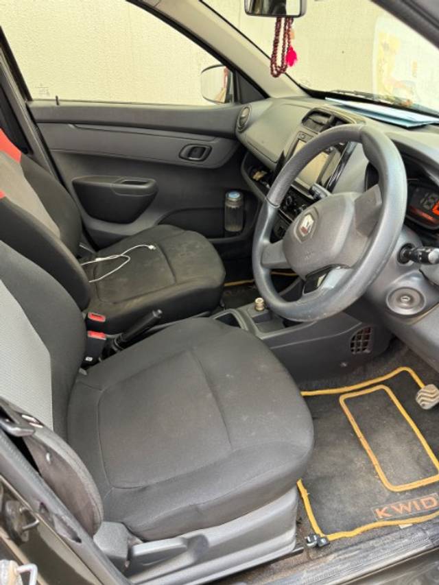 https://images10.gaadi.com/usedgaadi-sellcar/UsedCar/4832fec5-15da-43ba-a644-be06709d5452/a5961cf3-6e8e-4ee1-84a3-4c15ddcafe26.jpeg?imwidth=6401