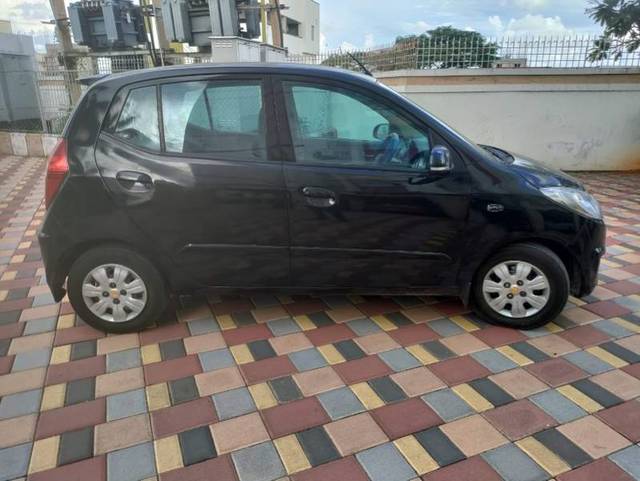 https://images10.gaadi.com/usedgaadi-sellcar/UsedCar/483c7c6f-e2eb-4ef6-82e2-cd6bf3866b08/db77c7a5-1294-49b9-b8df-97f732e08c89.jpg?imwidth=6401