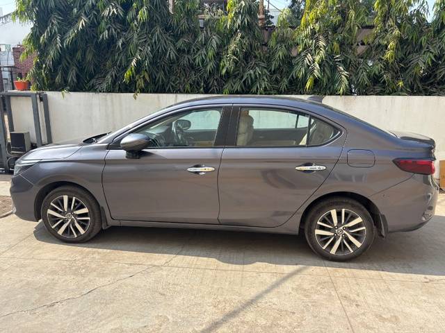 https://images10.gaadi.com/usedgaadi-sellcar/UsedCar/48aee5a5-3fe8-40b8-936b-f949253eef82/31db3e3d-c5f2-4979-9b46-44d064969af5.jpeg?imwidth=6402