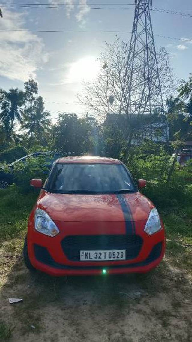 https://images10.gaadi.com/usedgaadi-sellcar/UsedCar/48e78f95-a105-44e8-9de2-d9bec26e7fdc/a92d3ade-e7f0-4a9f-98cf-1a8e7c4efa85.jpg?imwidth=6400
