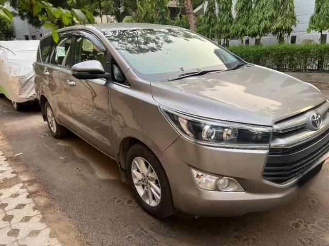 https://images10.gaadi.com/usedgaadi-sellcar/UsedCar/49102ab5-d740-4735-af0f-e670f9cae2e7/0eba3c0b-7b47-430b-aac6-8ccda6ce7634.jpg?imwidth=6400