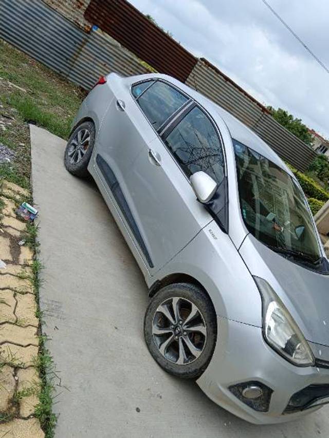 https://images10.gaadi.com/usedgaadi-sellcar/UsedCar/49162a64-9f12-4b93-8c4b-b6648cc67a25/f72f81a6-7583-46d7-b7d0-d7e4cc8fdc6a.jpg?imwidth=6402