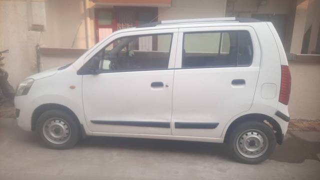 https://images10.gaadi.com/usedgaadi-sellcar/UsedCar/494d407b-196d-41eb-9110-45e7a6195ae7/b5a13900-c139-44df-872e-8b727d4467a1.jpg?imwidth=6401