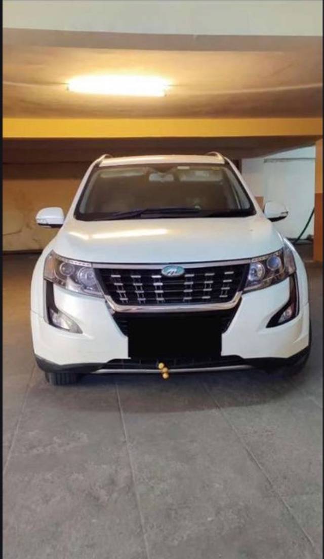 https://images10.gaadi.com/usedgaadi-sellcar/UsedCar/49537ee8-ecd4-4eb9-ac41-615ce09058e1/41bbee32-5580-48ee-96be-c533811b1dd6.jpeg?imwidth=6400