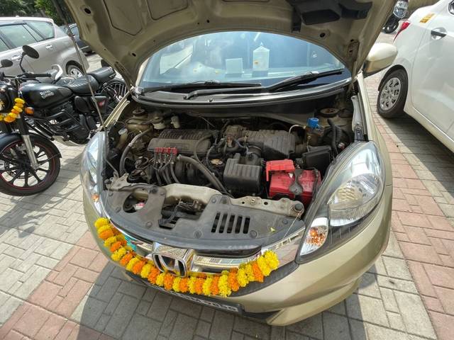 https://images10.gaadi.com/usedgaadi-sellcar/UsedCar/49bb0629-8d1f-4add-b0ba-d7a3acec6bcd/f9df236e-fde3-4231-ad9d-ad17c3fcfc41.jpeg?imwidth=6402