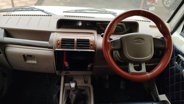 https://images10.gaadi.com/usedgaadi-sellcar/UsedCar/49cf71ac-6bbf-4f90-a48f-e24867afb37a/83a8e527-7b9f-4924-b4cc-930482eb9cc6.jpg?imwidth=6401