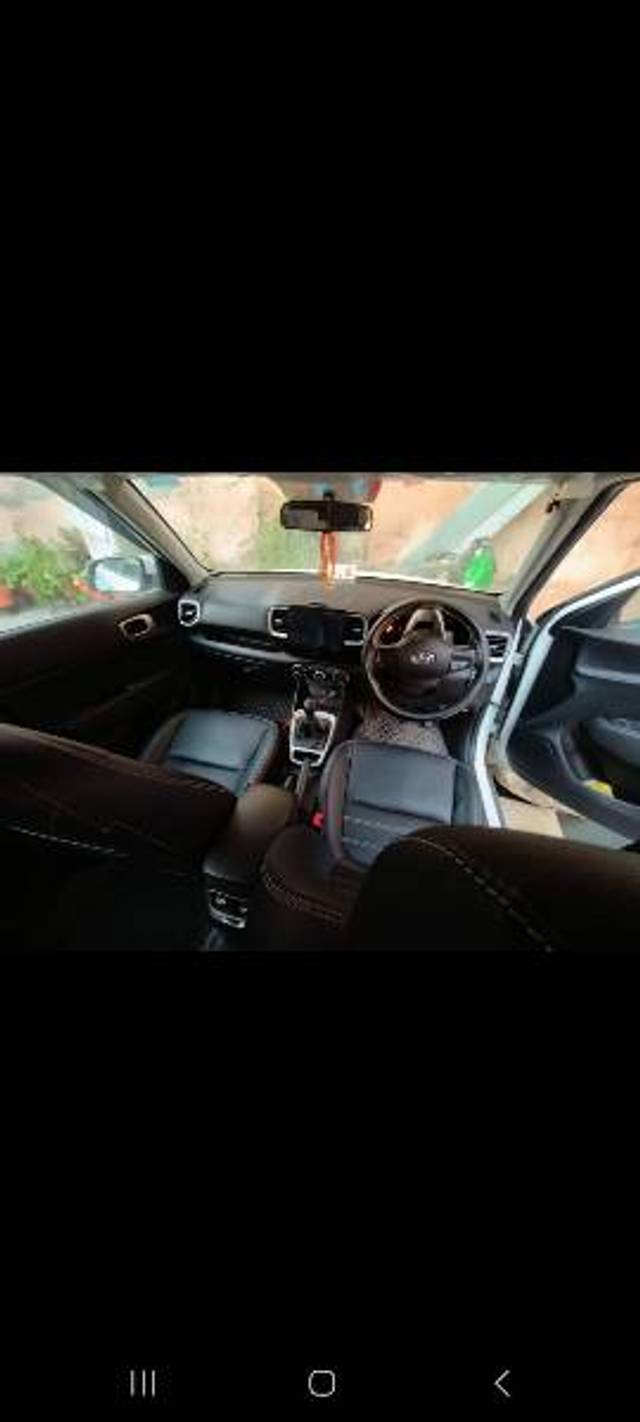 https://images10.gaadi.com/usedgaadi-sellcar/UsedCar/49f21d4c-dce0-4aa5-8fb2-285a16de2dca/eab0129e-a7cb-47ea-83d5-f96210e28c08.jpg?imwidth=6401