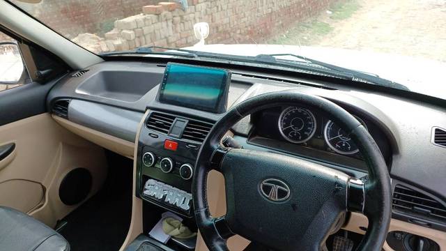 https://images10.gaadi.com/usedgaadi-sellcar/UsedCar/4aa49ea7-059c-42d5-8799-329d39cf47c9/da7cd31a-097d-46a4-8b5d-742c127bc98d.jpeg?imwidth=6401
