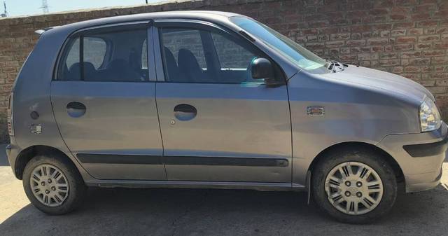 https://images10.gaadi.com/usedgaadi-sellcar/UsedCar/4ab20602-d5e5-4cf9-8b34-e47170172cc9/32450884-d209-4228-be9a-b4d3959a8133.jpg?imwidth=6401