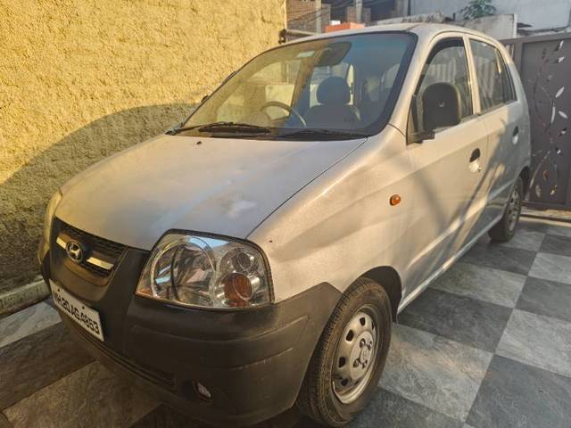 https://images10.gaadi.com/usedgaadi-sellcar/UsedCar/4acda336-baa9-4b42-962a-d4bb736914c1/92b7aa5f-5964-49a7-b535-885ed56f1dea.jpg?imwidth=6400