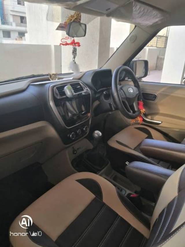 https://images10.gaadi.com/usedgaadi-sellcar/UsedCar/4b0f1ceb-a394-4d1f-b97e-be1debe79a03/4984e81e-23e2-4a93-bb24-c9647222a925.jpg?imwidth=6401