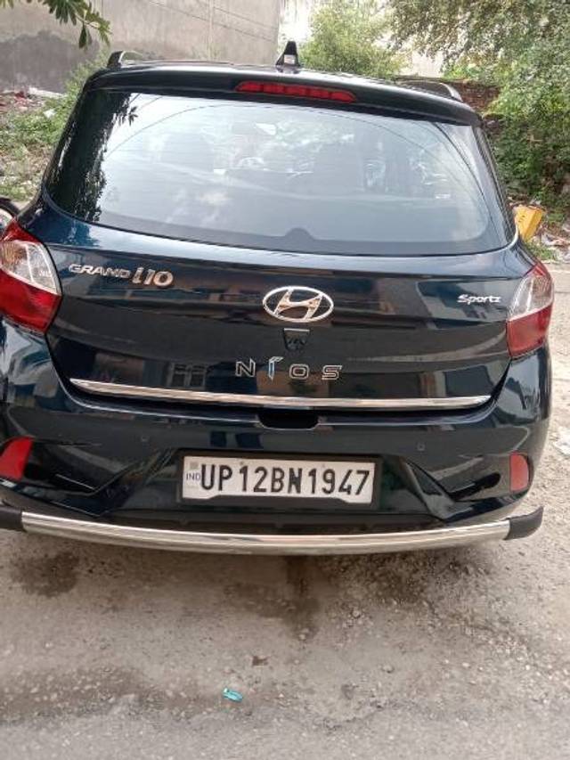 https://images10.gaadi.com/usedgaadi-sellcar/UsedCar/4b1ac162-2c52-419a-ae99-4056148996ed/0908d65d-ad17-4494-84ba-bfdd3e9c4ec6.jpg?imwidth=6401