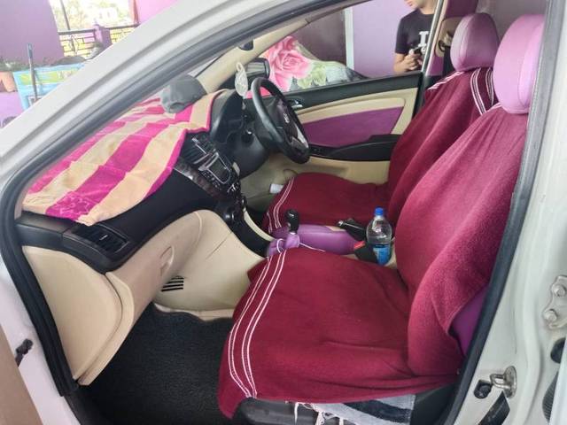 https://images10.gaadi.com/usedgaadi-sellcar/UsedCar/4b215db3-c8b5-45fb-90a7-cd8472ea65c4/4381d3d3-3324-4db8-b85e-53b76d559ef5.jpg?imwidth=6402