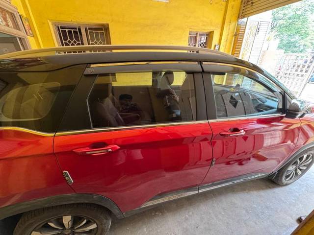 https://images10.gaadi.com/usedgaadi-sellcar/UsedCar/4b2f294e-4119-4109-883f-0575ba01162e/3bfc40aa-aa83-45d3-9d08-2e73c009b1b2.jpg?imwidth=6402