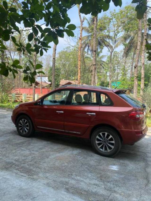 https://images10.gaadi.com/usedgaadi-sellcar/UsedCar/4b49ddf3-a3e8-4b95-94d1-4b5e701162bd/98cd92ad-51b8-4417-9c81-c2d20103d97c.jpeg?imwidth=6402