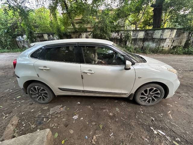 https://images10.gaadi.com/usedgaadi-sellcar/UsedCar/4b88be6f-165a-44f6-abc3-4b1085d625b8/30b4c29a-26df-4a21-9e55-9744094d5d33.jpg?imwidth=6401