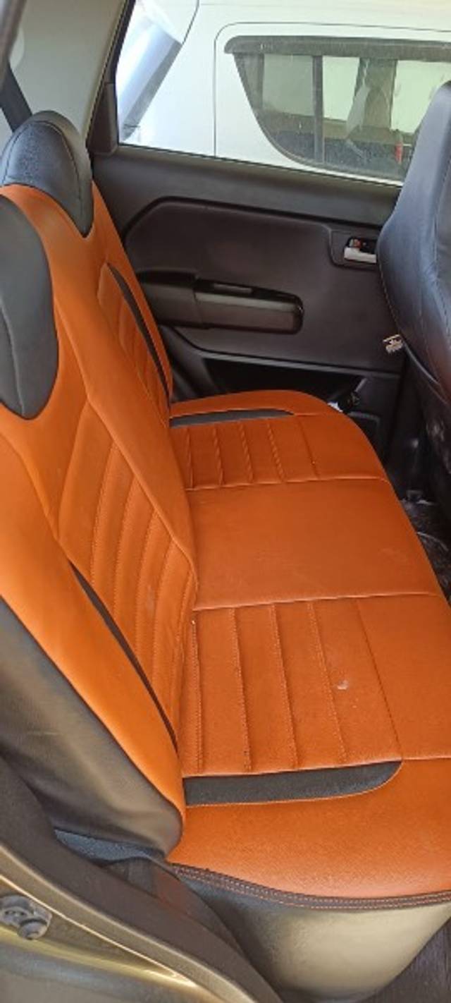 https://images10.gaadi.com/usedgaadi-sellcar/UsedCar/4ba01c5e-82b1-451d-a3d0-0325e2a8e510/175b8a82-3109-44fe-8f3b-f5a42719664a.jpeg?imwidth=6402