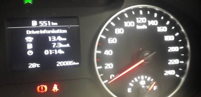 https://images10.gaadi.com/usedgaadi-sellcar/UsedCar/4bbcd4ee-2326-4e10-89f4-f77dbc4b5cc0/a809ae81-c485-44ae-a0cc-6481e62925a8.jpg?imwidth=6402